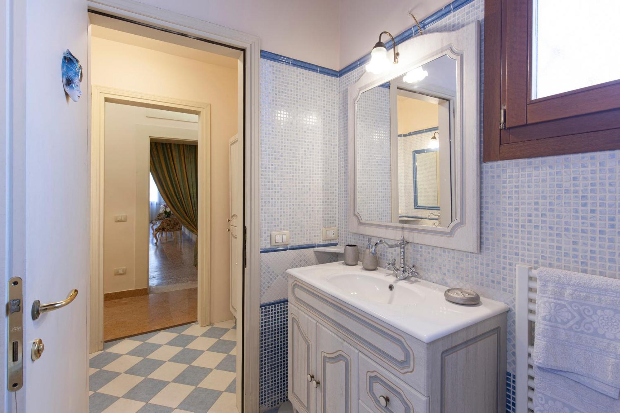 Luxury Apartment Pesaro Papafava Venice Luaran gambar